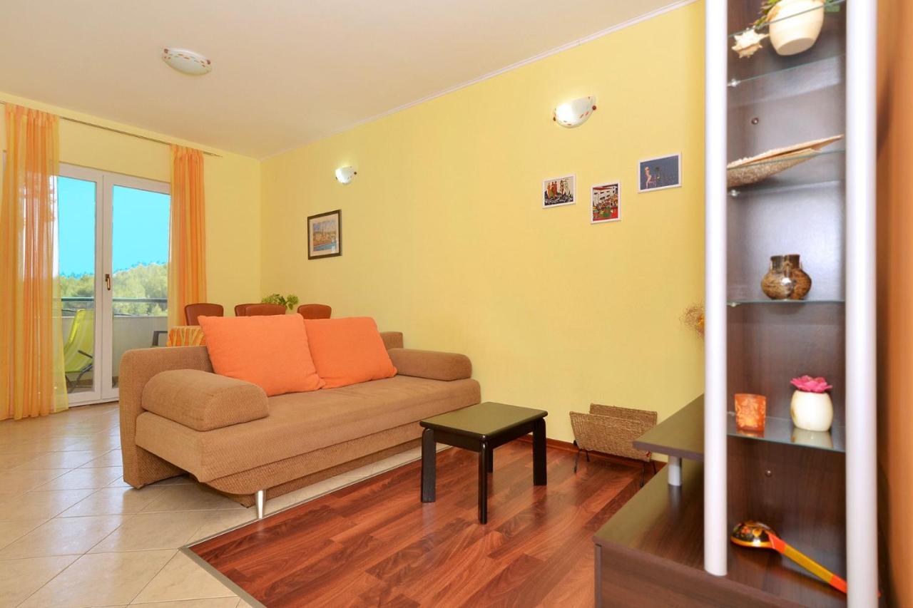 Apartments With A Parking Space Slatine, Ciovo - 5158 Trogir Eksteriør bilde