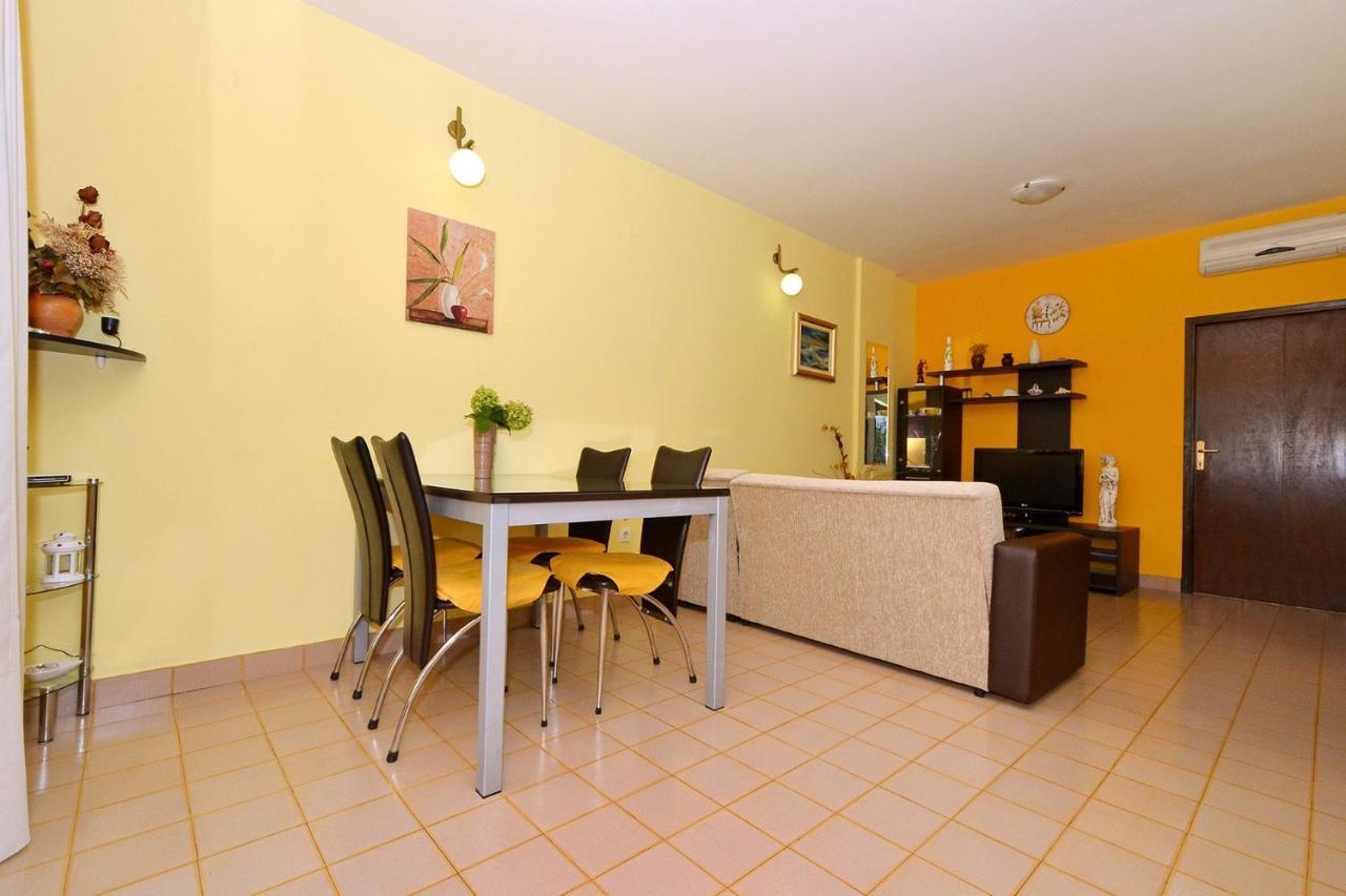 Apartments With A Parking Space Slatine, Ciovo - 5158 Trogir Eksteriør bilde