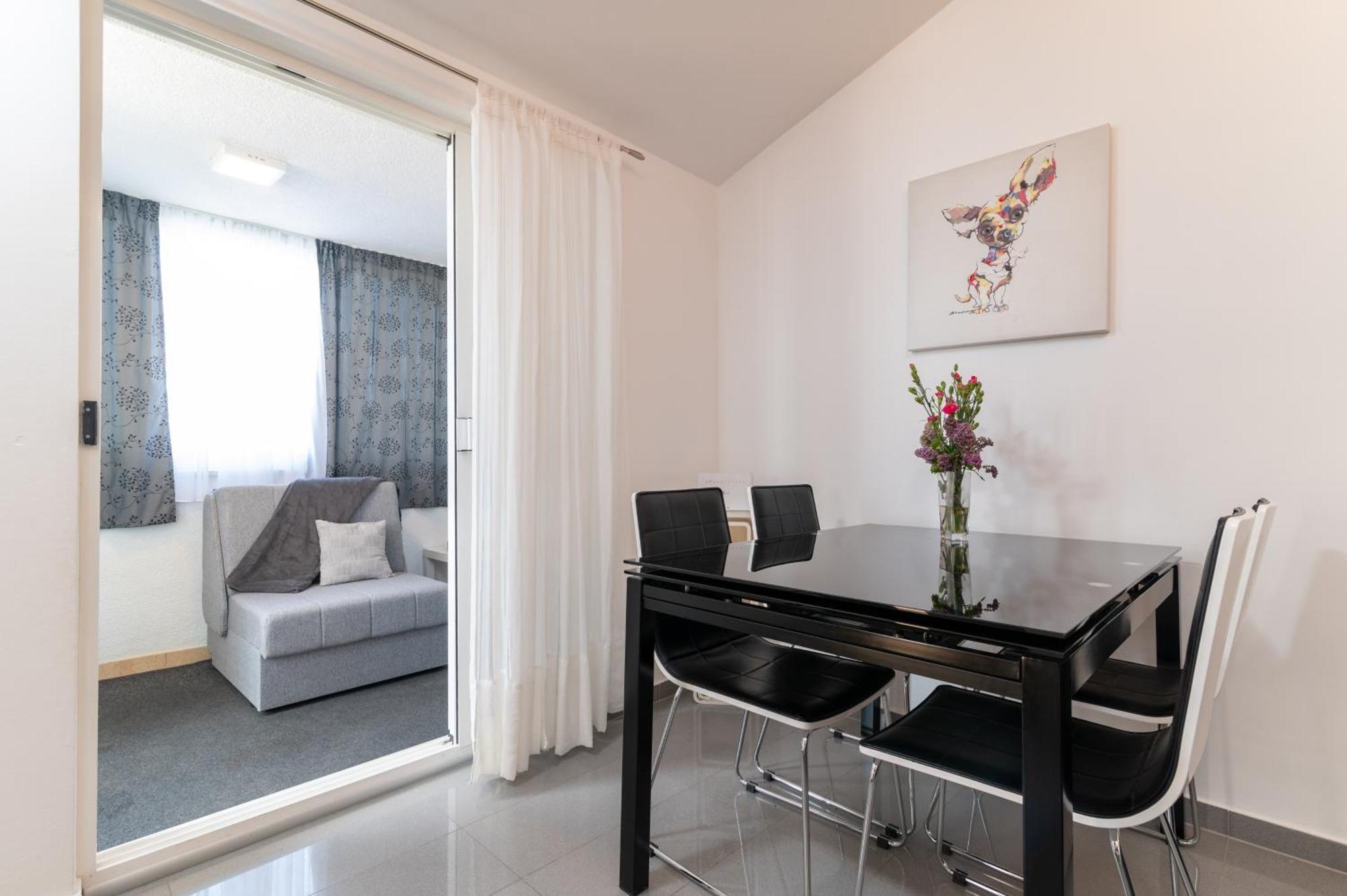 Apartments With A Parking Space Slatine, Ciovo - 5158 Trogir Eksteriør bilde